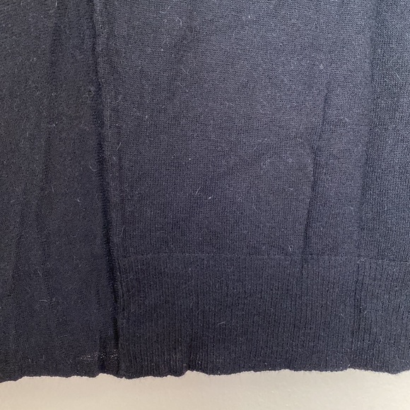 CLUB MONACO| 3/4 sleeve sweater top - Picture 6 of 14